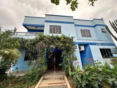 Sobrado para Venda, em Campo Mouro, bairro Vila Teixeira, 4 dormitrios, 2 banheiros, 1 sute, 2 vagas