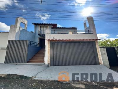 Sobrado para Venda, em Campo Mouro, bairro Vila Teixeira, 2 dormitrios, 1 banheiro, 2 vagas