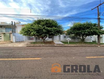 Casa para Venda, em Campo Mouro, bairro Jardim Flora, 4 dormitrios, 2 banheiros, 1 sute, 4 vagas