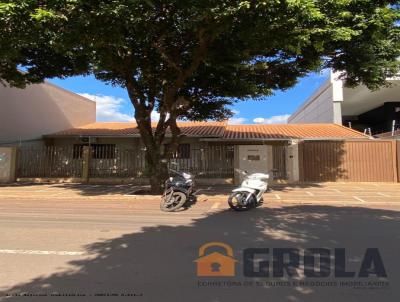 Casa para Venda, em Campo Mouro, bairro Centro, 5 dormitrios, 2 banheiros, 1 sute, 7 vagas