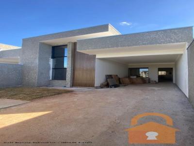 Casa para Venda, em Campo Mourão, bairro Jardim Novo Centro, 3 dormitórios, 2 banheiros, 1 suíte, 2 vagas