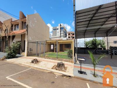 Terreno para Venda, em Campo Mouro, bairro Centro, 3 dormitrios, 2 banheiros, 1 sute, 1 vaga