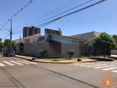 Casa para Locao, em Campo Mouro, bairro Centro, 4 dormitrios, 3 banheiros, 1 sute, 5 vagas