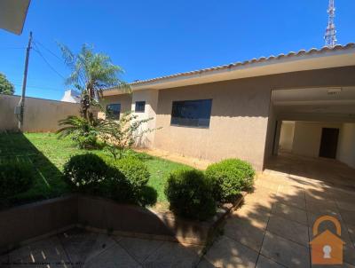 Casa para Venda, em Araruna, bairro Centro, 3 dormit�rios, 2 banheiros, 2 vagas