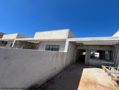 Casa para Venda, em Campo Mour�o, bairro Jardim Alvorada, 3 dormit�rios, 1 banheiro, 1 vaga