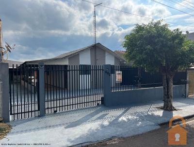 Casa para Venda, em Campo Mour�o, bairro Jardim Lar Paran�, 4 dormit�rios, 2 banheiros, 4 vagas